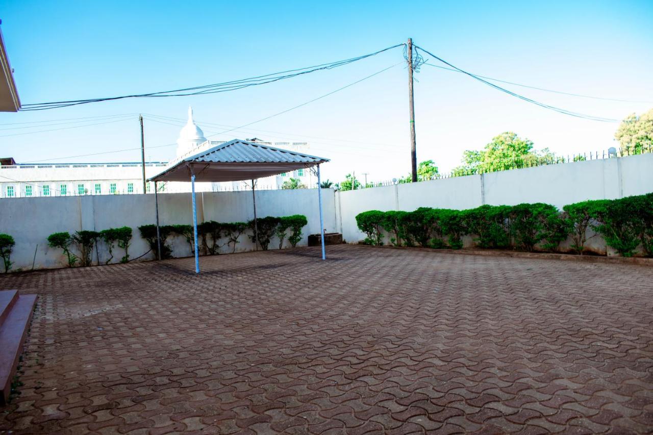 Sulkhan Serviced Apartment Chukwani Eksteriør bilde